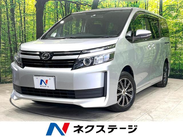 トヨタ ヴォクシー Ｘ　電動スライドドア　禁煙車　純正ナビ