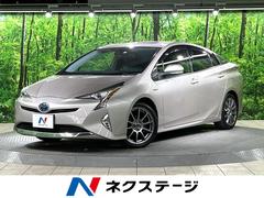 トヨタ　プリウス　Ｓ　純正９インチナビ　バックカメラ　サンルーフ