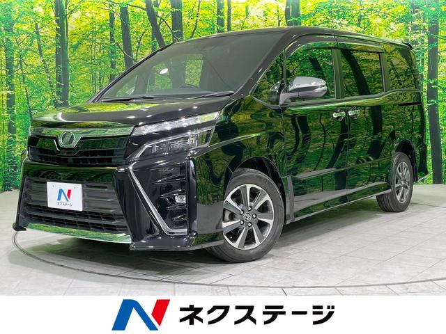 トヨタ ヴォクシー ＺＳ　煌　４ＷＤ　フリップダウンモニター