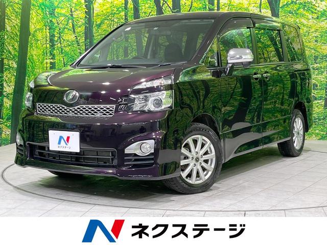 トヨタ ヴォクシー ＺＳ　煌　４ＷＤ　フリップダウンモニター　両側電動スライド　純正ナビ　Ｂｌｕｅｔｏｏｔｈ接続　ＥＴＣ　フルセグ　バックカメラ　ＨＩＤヘッド　フォグランプ　純正１６インチアルミホイール　デュアルオートエアコン