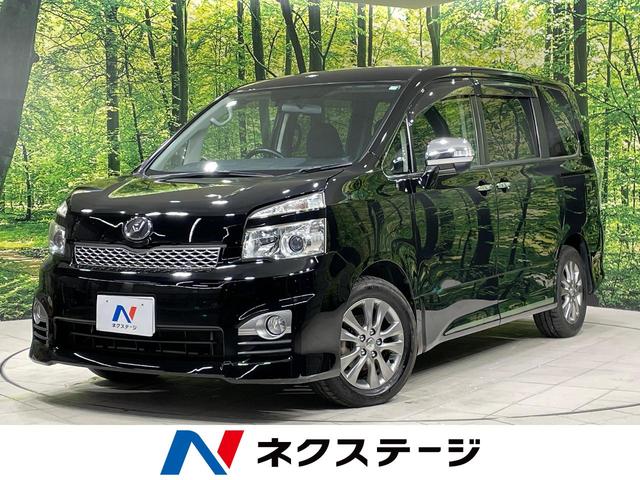 ヴォクシー(トヨタ) ＺＳ　煌ＩＩ　後席モニター　両側電動スライドドア　純正ナビ　ＥＴＣ　Ｂｌｕｅｔｏｏｔｈ 中古車画像