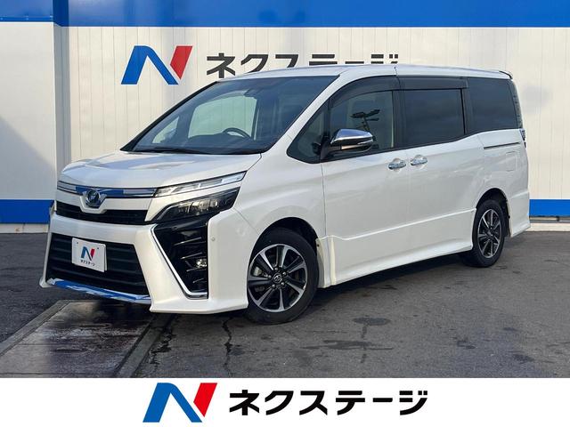 沖縄県の中古車ならヴォクシー ＺＳ　煌　禁煙車　ＢＩＧ－Ｘ１１インチナビ　バックカメラ　フリップダウンモニター　プリクラッシュセーフティ　車線逸脱警報装置　アダプティブハイビーム　ＬＥＤヘッドライト