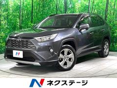 トヨタ　ＲＡＶ４　Ｇ　サンルーフ　純正９型ナビ　禁煙車