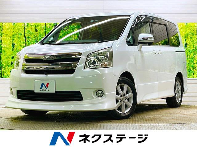 Ｓｉ　禁煙車　純正ナビ　純正後席モニター　両側電動ドア　バックカメラ　ＥＴＣ　ＨＩＤヘッド　純正１６インチＡＷ　オートライト　オートエアコン　革巻ステアリング　ＤＶＤ再生　ミュージックサーバー