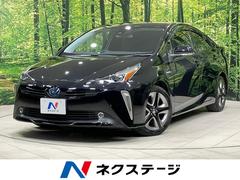 トヨタ　プリウス　Ｓツーリングセレクション　禁煙車　衝突軽減装置　純正ナビ