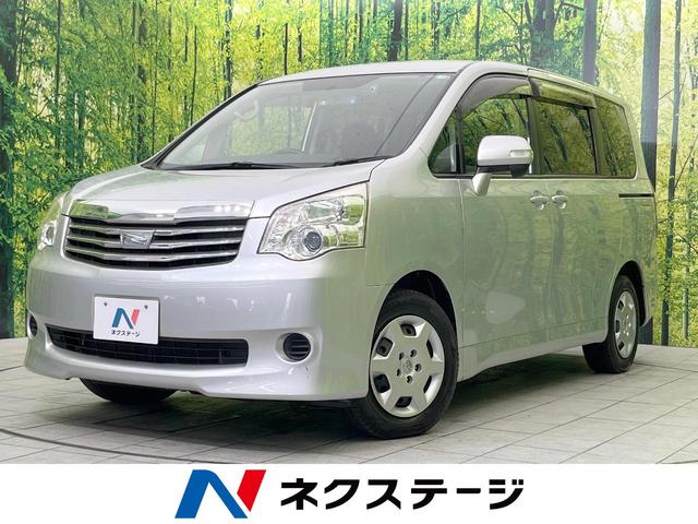 トヨタ ノア Ｘ　純正ナビ　禁煙車　バックカメラ