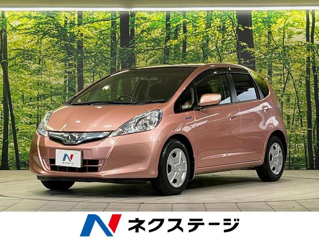 フィットハイブリッド(ホンダ) シーズ　純正ナビ　禁煙車　バックカメラ　ＥＴＣ　Ｂｌｕｅｔｏｏｔｈ　スマートキー 中古車画像