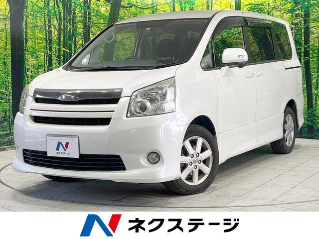 ノア(トヨタ) Ｓｉ　禁煙車　純正ＳＤナビ　電動スライドドア　ＨＩＤヘッドライト　オートエアコン　ＥＴＣ 中古車画像