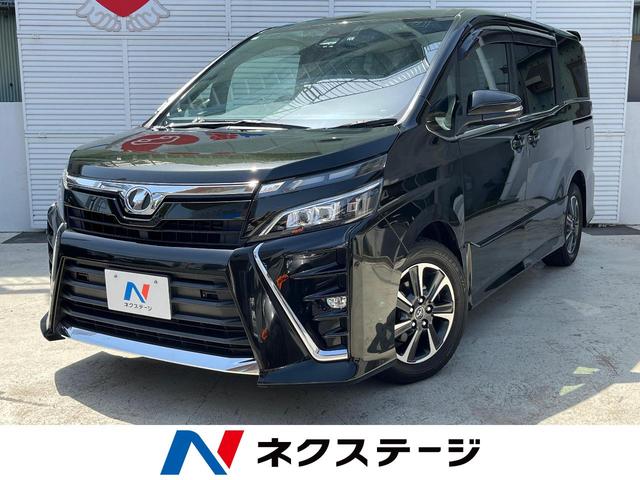 ＺＳ　フリップダウン　両側電動ドア　トヨタセーフティセンス　純正１０型ナビ　バックカメラ　ＥＴＣ　Ｂｌｕｅｔｏｏｔｈ　フルセグ　ドラレコ　ＬＥＤヘッド　ＬＥＤフォグ　クルコン　レーンキープ　革巻きハンドル