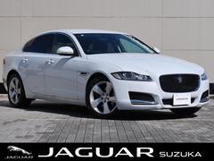 XF ピュア 認定中古車 ディーゼル 禁煙車 全周囲カメラ パワーテールゲート キーレス ステアリングパドルシフト ブラインドスポットモニター 衝突軽減 レーンキープアシスト シートメモリ 純正18インチAW 中古車画像