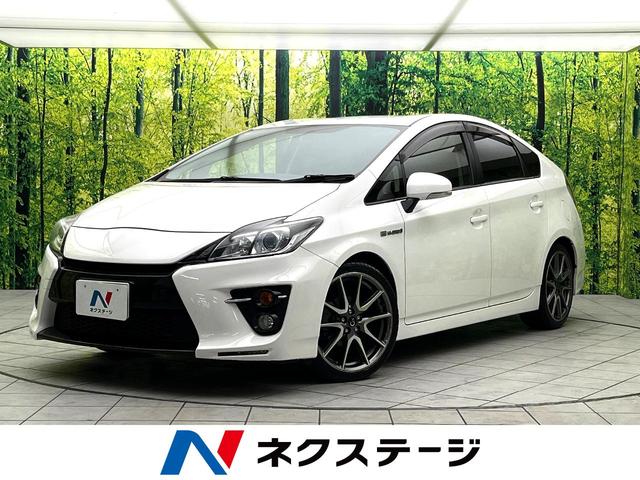 プリウス(トヨタ) Sツーリングセレクション・G’s 禁煙車 サイバーナビ バックカメラ スマートキー ETC HIDヘッドライト オートエアコン LEDフロントフォグランプ 純正18インチアルミホイール オートライト ドアバイザー 電動格納ドアミラー 中古車画像