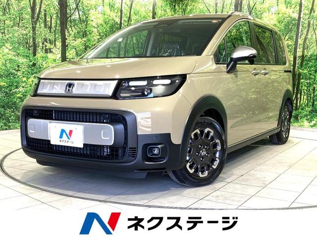 フリード　埼玉県 両側電動ドア　衝突被害軽減システム　ハーフレザーシート　コーナーセンサー