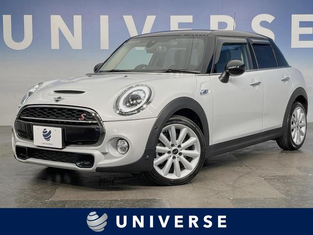 ＭＩＮＩ(ミニ) クーパーＳ　カメラ／パーキングアシストＰＫＧ　ペッパーＰＫＧ　純正ナビ　バックカメラ　インテリジェントセーフティ　ＬＥＤヘッドランプ／ＬＥＤフォグランプ　コンフォートアクセス　１７インチ１０本スポークＡＷ　ＥＴＣ 中古車画像