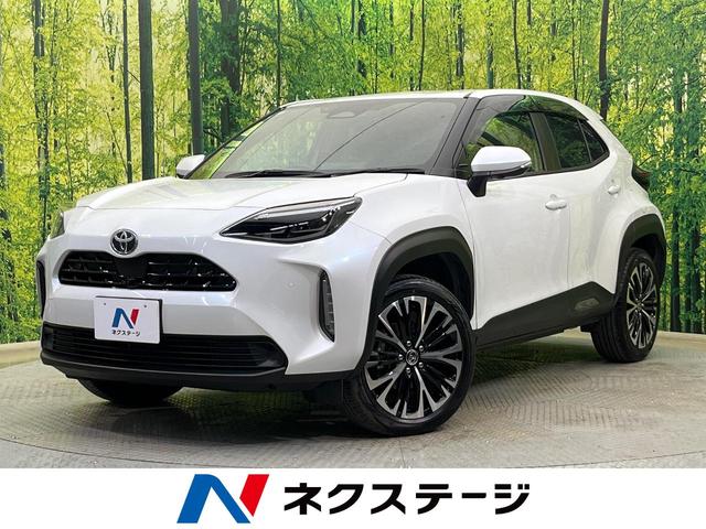 ヤリスクロス　新潟県 ４ＷＤ　純正８型ディスプレイ　全周囲カメラ　衝突被害軽減システム　禁煙車