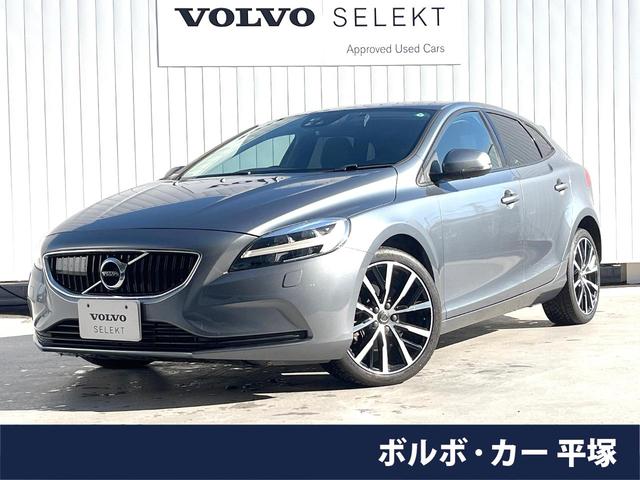 Ｖ４０　神奈川県 純正ナビ・バックカメラ・メモリー機能付きパワーシート・シートヒーター