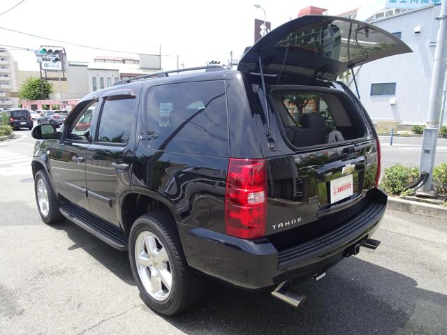 シボレータホ 　ＬＳ　４ＷＤ　ディーラー車　純２０ＡＷ　ギブソンマフラー　９人乗（31枚目）