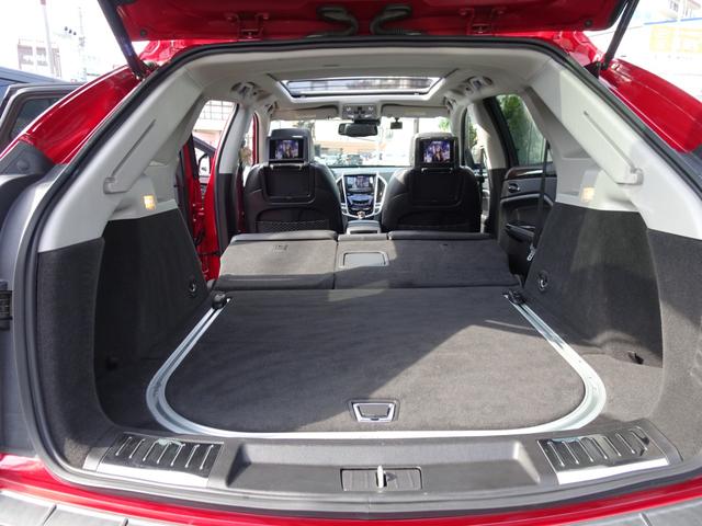 キャデラックSRXクロスオーバー プレミアム 4WD 後期モデル ディーラー車 ブラックレザー 純正20AW(9枚目)