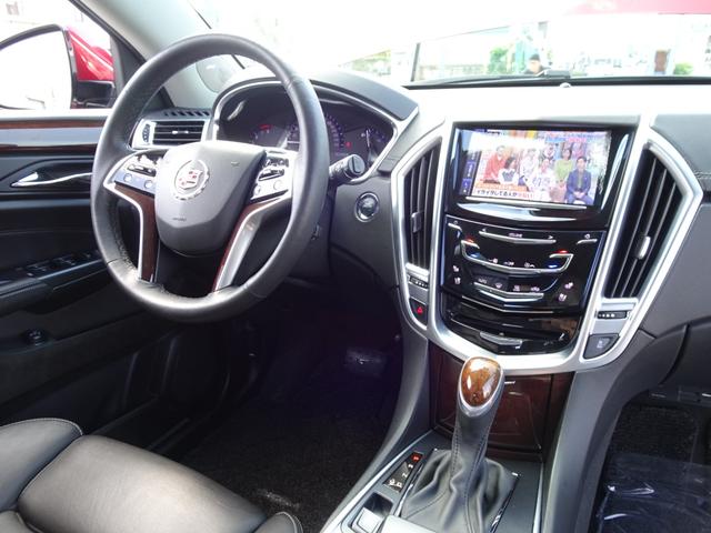 キャデラックSRXクロスオーバー プレミアム 4WD 後期モデル ディーラー車 ブラックレザー 純正20AW(13枚目)