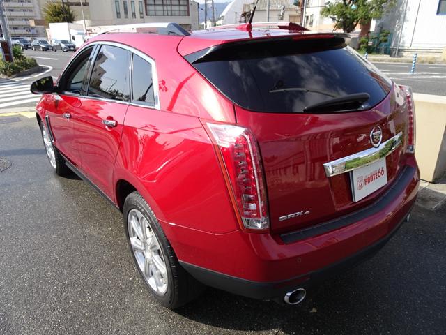 キャデラックSRXクロスオーバー プレミアム 4WD 後期モデル ディーラー車 ブラックレザー 純正20AW(25枚目)