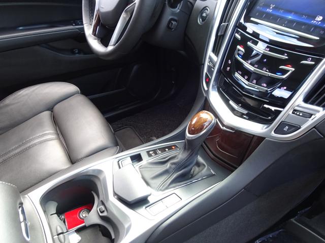 キャデラックSRXクロスオーバー プレミアム 4WD 後期モデル ディーラー車 ブラックレザー 純正20AW(34枚目)