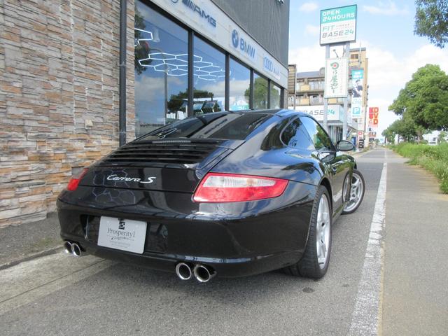 ９１１ ９１１カレラＳ　Ｄ車　２００７ｙモデル　スポーツクロノＰＫＧ　ＰＡＳＭ　スポーツモード　イノテック可変マフラーリモコン付　スポーツステアリング　レッドキャリパ　整備履歴Ｈ１７．１８．２２．２８．２９．Ｒ１．３．５年（2枚目）
