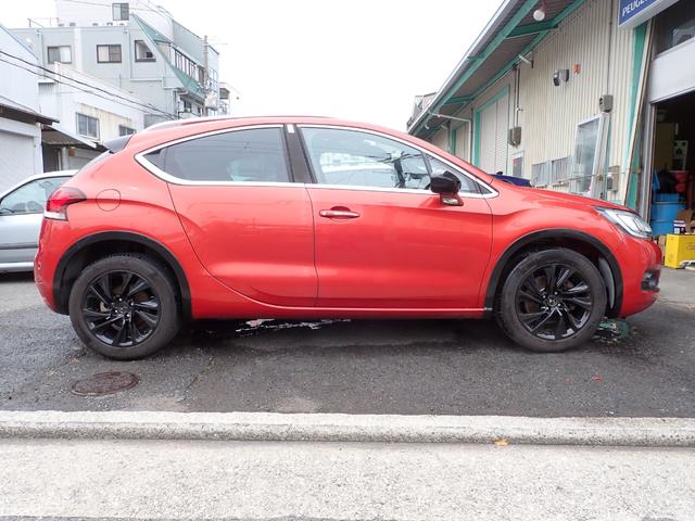 ＤＳ４ クロスバック　ワンオーナー　ＥＴＣ　ハーフレザーシート　トランクマット　禁煙車（4枚目）