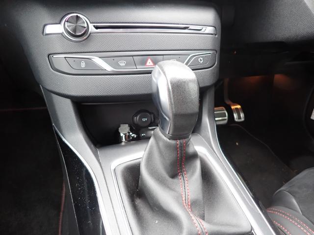 ３０８ ＧＴ　ブルーＨＤｉ　ＧＴ　ブルーＨＤｉ（５名）ワンオーナー　禁煙車　前後ソナー　純正ナビ　バックカメラ　ＥＴＣ　ドラレコ　ＭＴモード　ＬＥＤヘッドライト　オートライト　スマートキー　プッシュスタート　クルーズコントロール（11枚目）