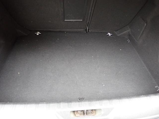 ３０８ ＧＴ　ブルーＨＤｉ　ＧＴ　ブルーＨＤｉ（５名）ワンオーナー　禁煙車　前後ソナー　純正ナビ　バックカメラ　ＥＴＣ　ドラレコ　ＭＴモード　ＬＥＤヘッドライト　オートライト　スマートキー　プッシュスタート　クルーズコントロール（18枚目）