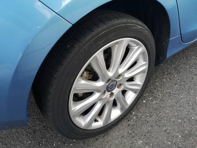 Ｖ４０ Ｔ４　ＳＥ　ナビ　アルミホイール　アダプティブクルーズコントロール　バックカメラ　ＥＴＣ　ブラインドスポットモニター　障害物センサー　シートヒーター　パワーシート　オートライト　オートエアコン　レーンアシスト（6枚目）