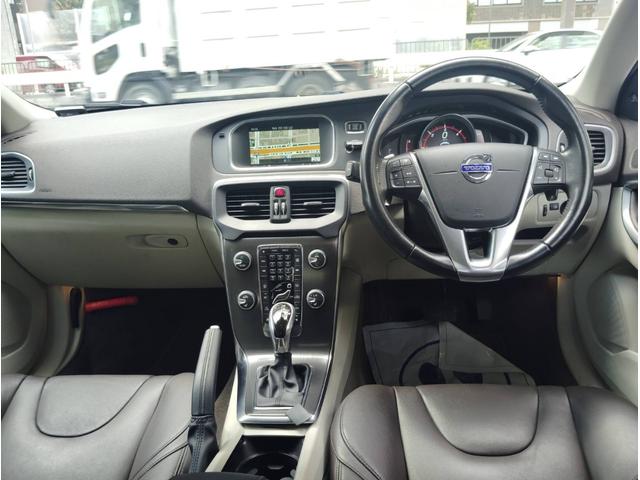 Ｖ４０ Ｄ４　ＳＥ　ナビ　アダプティブクルーズコントロール　バックカメラ　レザーシート　　　ブラインドスポットモニター　Ｂｌｕｅｔｏｏｔｈ　キセノン　ＥＴＣ　障害物センサー　パークアシスト　パワーシート　シートヒーター（11枚目）