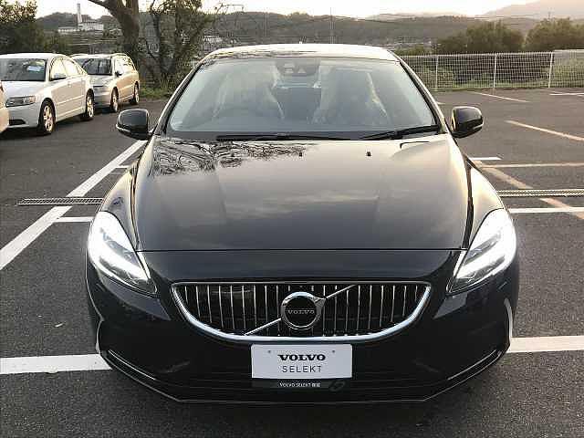 D4 インスクリプション 未使用 2018モデル 新車保証付(2枚目)
