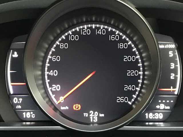 D4 インスクリプション 未使用 2018モデル 新車保証付(12枚目)