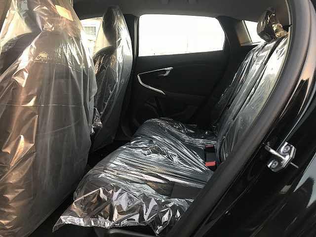 D4 インスクリプション 未使用 2018モデル 新車保証付(14枚目)