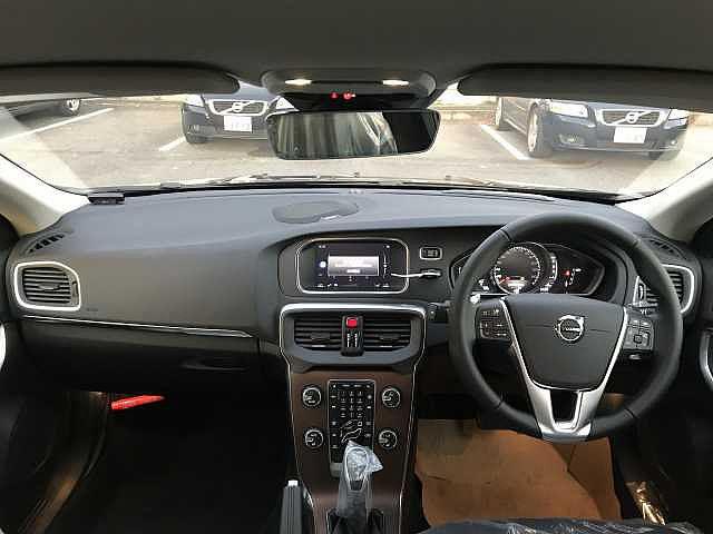 D4 インスクリプション 未使用 2018モデル 新車保証付(15枚目)