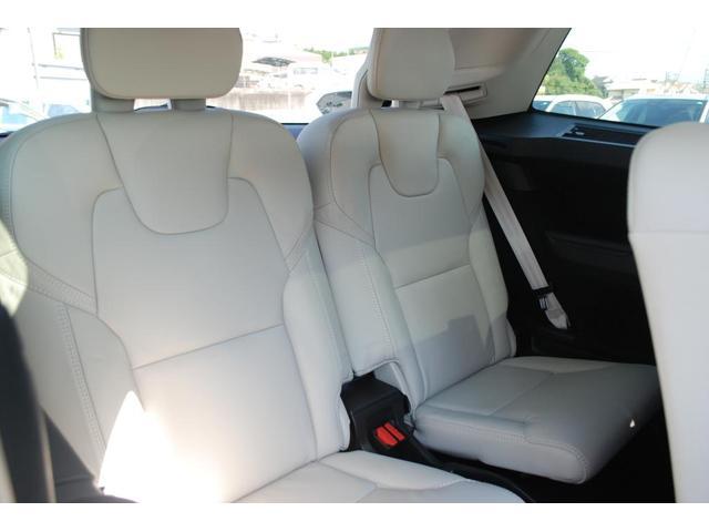 ＸＣ９０ リチャージアルテメットＴ８ＡＷＤプラグインハイブリド　Ｇｏｏｇｌｅ　Ｓｕｎｒｏｏｆ　電動リアゲート　クリスタルノブ　純正２２ＡＷ　３列シート　ｈａｒｍａｎｋａｒｄｏｎオーディオシステム　バックカメラ　ＥＴＣ（41枚目）