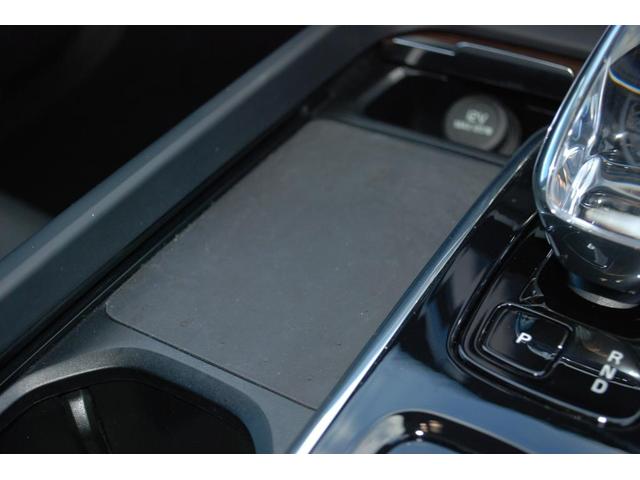 ＸＣ６０ リチャージアルティメトＴ６ＡＷＤプラグインハイブリド　Ｇｏｏｇｌｅ搭載　Ｓｕｎｒｏｏｆ　エアサスペンション　レザー　純正２１ＡＷ　電動リアゲート　クリスタルノブ　Ｂ＆Ｗオーディオシステム（11枚目）