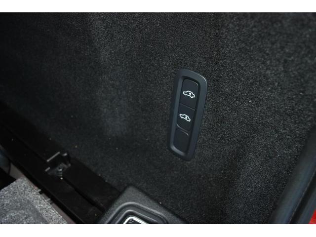 ＸＣ６０ リチャージアルティメトＴ６ＡＷＤプラグインハイブリド　Ｇｏｏｇｌｅ搭載　Ｓｕｎｒｏｏｆ　エアサスペンション　レザー　純正２１ＡＷ　電動リアゲート　クリスタルノブ　Ｂ＆Ｗオーディオシステム（39枚目）