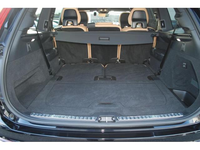 XC90 アルティメット B6 AWD Google搭載 Sunroof 電動リアゲート 純正20AW レザー harmankardonオーディオシステム クリスタルノブ 前後シートヒーター バックカメラ ETC(31枚目)
