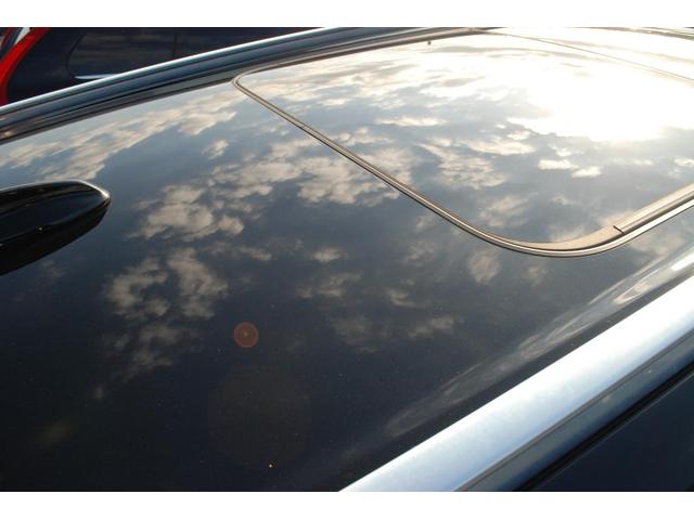 XC90 アルティメット B6 AWD Google搭載 Sunroof 電動リアゲート 純正20AW レザー harmankardonオーディオシステム クリスタルノブ 前後シートヒーター バックカメラ ETC(40枚目)