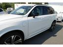 ＸＣ９０ リチャージアルテメットＴ８ＡＷＤプラグインハイブリド　Ｇｏｏｇｌｅ　Ｓｕｎｒｏｏｆ　電動リアゲート　クリスタルノブ　純正２２ＡＷ　３列シート　ｈａｒｍａｎｋａｒｄｏｎオーディオシステム　バックカメラ　ＥＴＣ（3枚目）