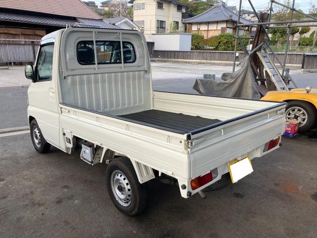 パワーステアリング 4WD オールペイント 5MT エアコン ツールボックス付き 禁煙車(11枚目)