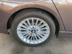 ３シリーズ ３２０ｄ　ラグジュアリー　レザーシート　ＥＴＣ　純正１７インチアルミホイール 9700146A30231006W003 7