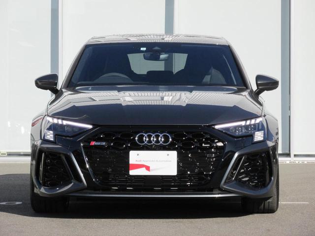 アウディ ＲＳ３スポーツバック