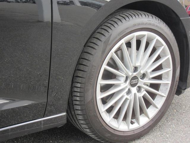 A3 スポーツバック30TFSIアドバンスド ワンオーナー・タッチレスポンス付MMIナビゲーション・サイドアシスト・レーンアシスト・追突予防・パノラマサンルーフ・レザーパッケージ・プライバシーガラス(11枚目)