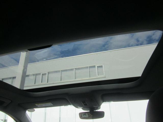 A3 スポーツバック30TFSIアドバンスド ワンオーナー・タッチレスポンス付MMIナビゲーション・サイドアシスト・レーンアシスト・追突予防・パノラマサンルーフ・レザーパッケージ・プライバシーガラス(15枚目)