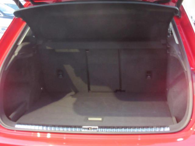 Q3 35TFSIアドバンスド ワンオーナー・タッチレスポンス付MMIナビゲーション・追突予防・サイドアシスト・レーンアシストカープレイ・LEDヘッドライト・リアダイナミックウィンカー・フロント電動シート(22枚目)