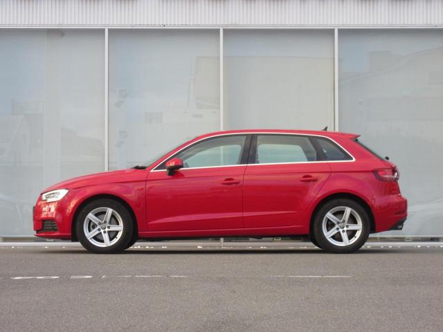 A3 スポーツバック30TFSI アシスタンスP・コンビニエンスP・スマートキー・バーチャルコクピット・リヤカメラ・キセノンヘッドライト・16インチアルミホイール・アダプティブクルーズ・衝突軽減ブレーキ(7枚目)