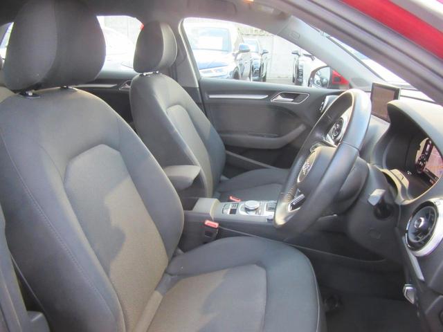 A3 スポーツバック30TFSI アシスタンスP・コンビニエンスP・スマートキー・バーチャルコクピット・リヤカメラ・キセノンヘッドライト・16インチアルミホイール・アダプティブクルーズ・衝突軽減ブレーキ(12枚目)