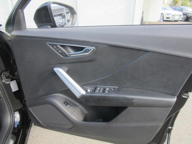 Q2 30TFSIスポーツ アシスタンスパッケージ ナビゲーションパッケージ パーシャルレザー 電動テールゲート アダプティブクルーズ サイドアシスト(17枚目)