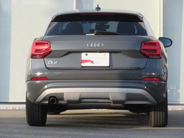 Ｑ２ ３０ＴＦＳＩスポーツ　コンフォートパッケージ・ＬＥＤヘッドライト・電動テールゲート・ナビゲーション・バーチャルコクピット・１７インチアルミホイール・シートヒーター（9枚目）